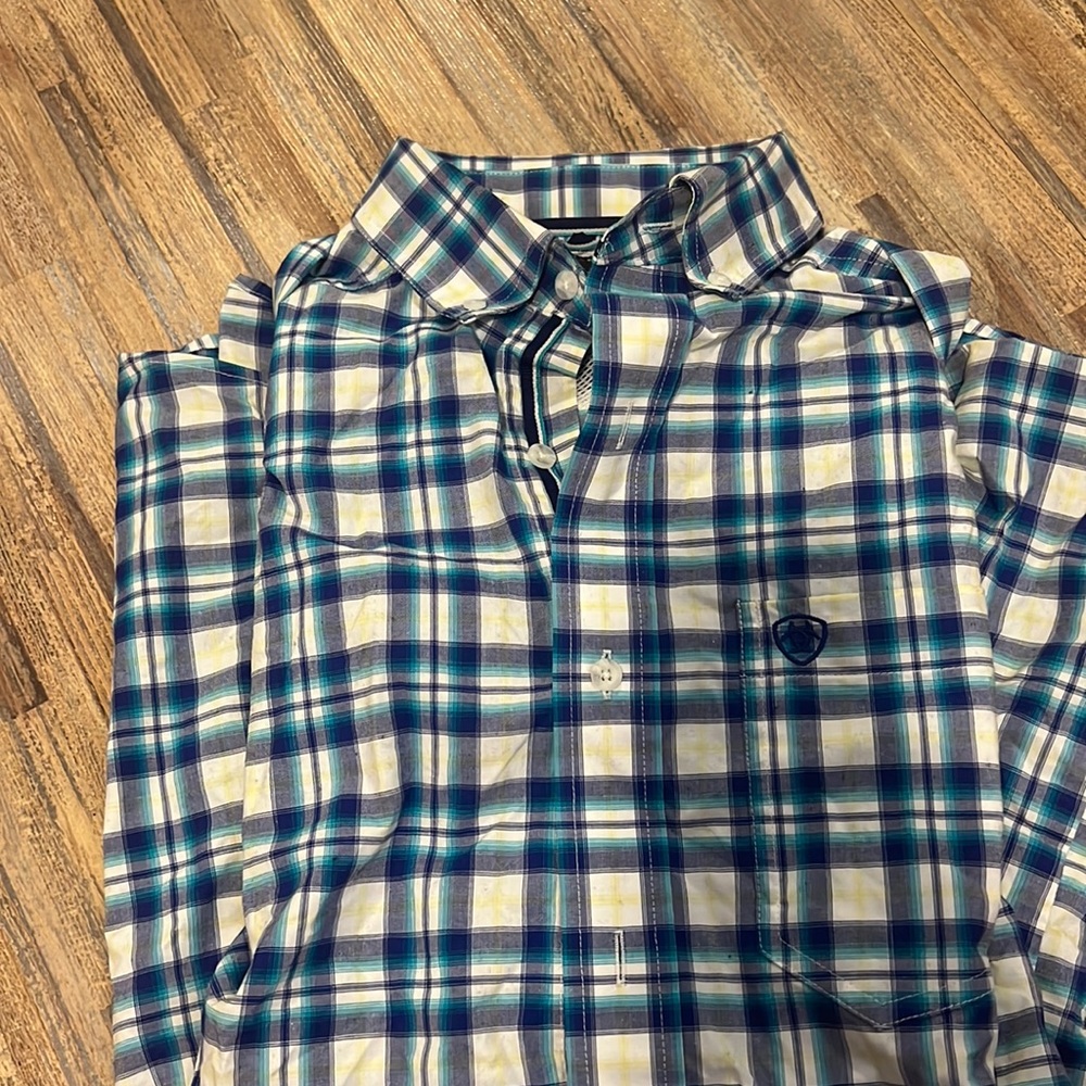 Ariat pro button up